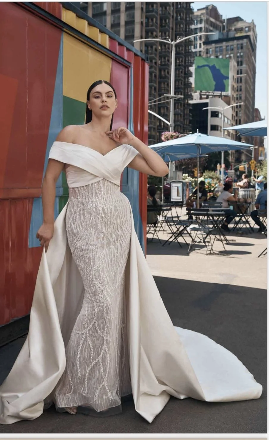 LaPremiere_Wistaria_Lace Appliques Bridal Gown.jpeg