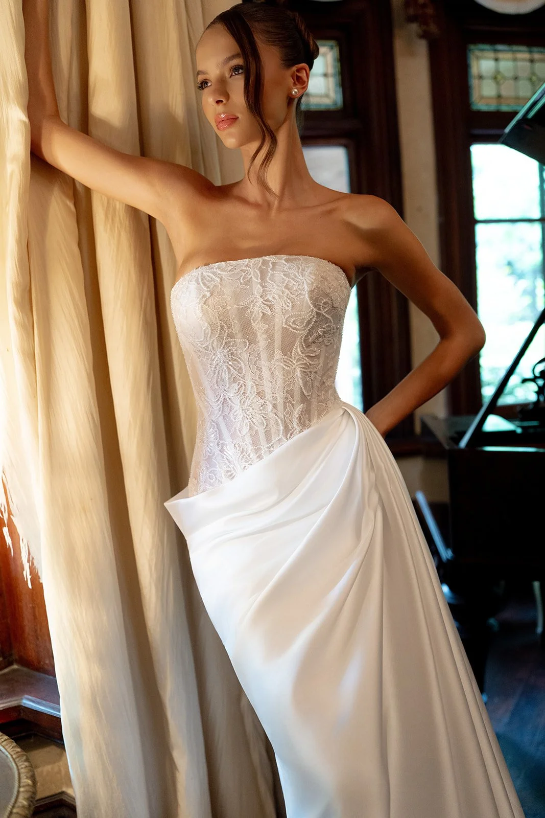 LeLeeStudio_Dakota_South Floridal Bridal Shop.jpg