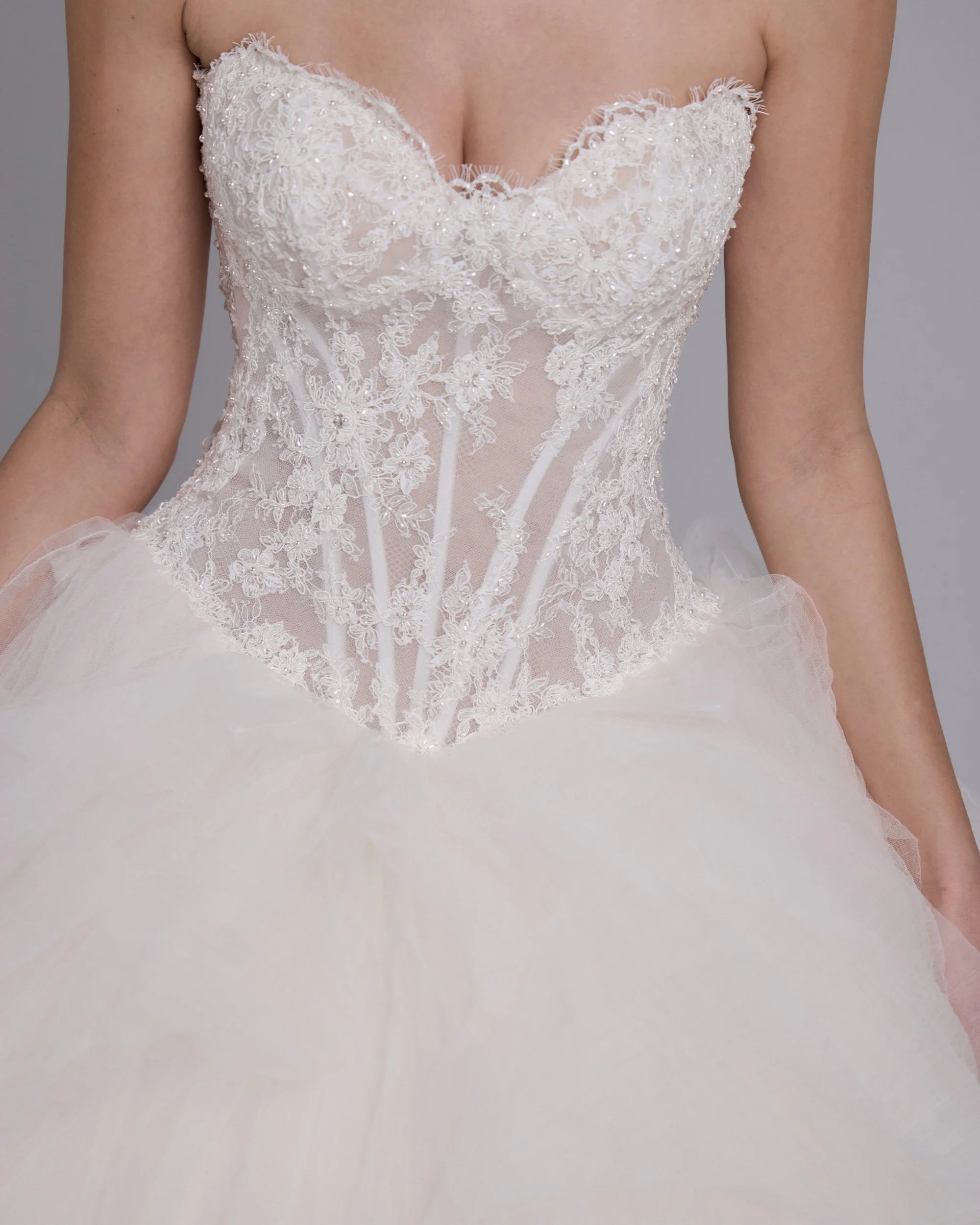 Blanc_Georgiana_Romantic Ballgown.jpg
