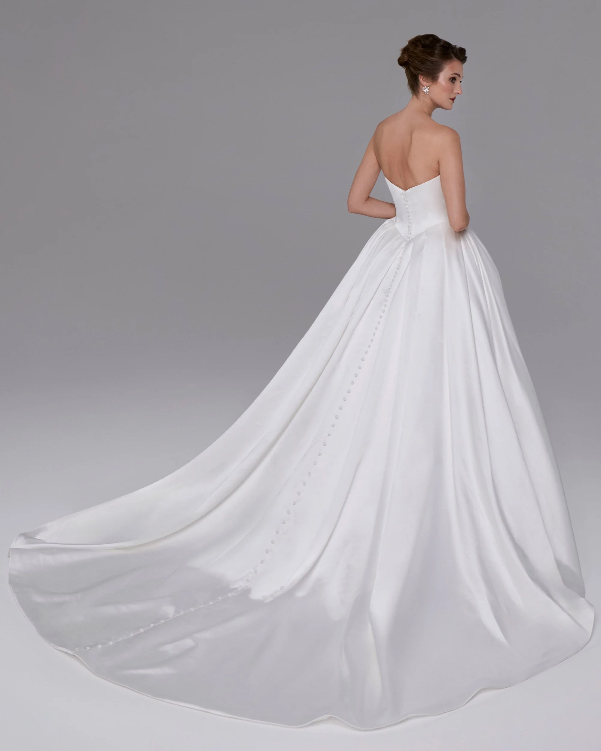 Blanc_Cordelia_Button Detail Bridal Gown.jpg