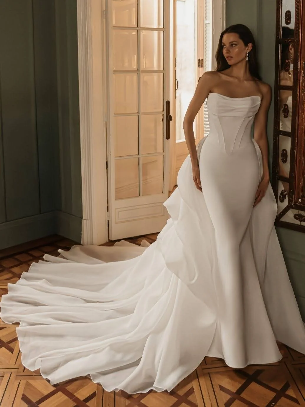 27_ELYSEE_Web_HEIDI_1Fro.jpg