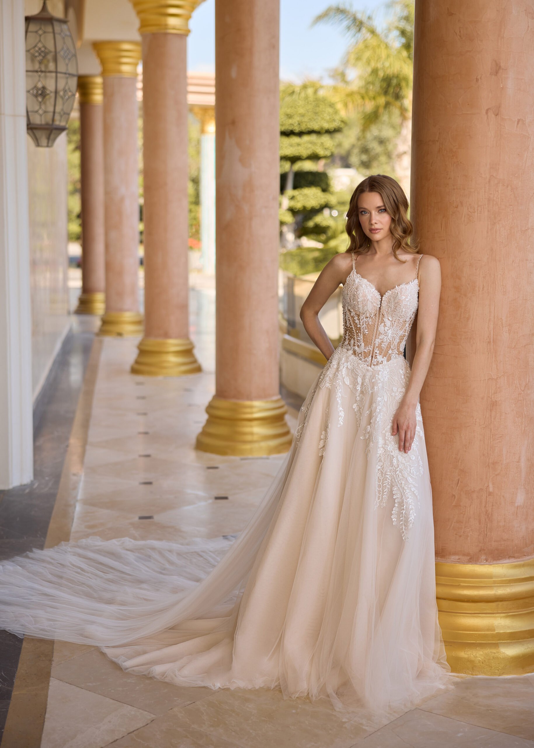 MadamBurcu_5130_Lace Bodice Bridal Gown.jpg