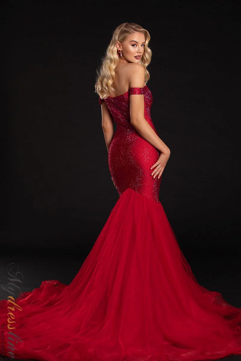 Portia-and-Scarlett-PS21251-Red Formal event gown sale Davie FL.jpg