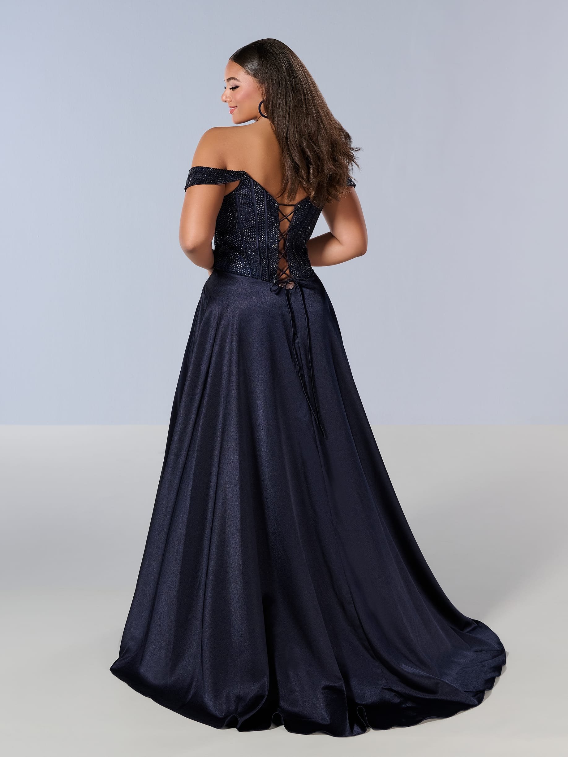 Tiffany_Designs_16204_Navy_.jpg