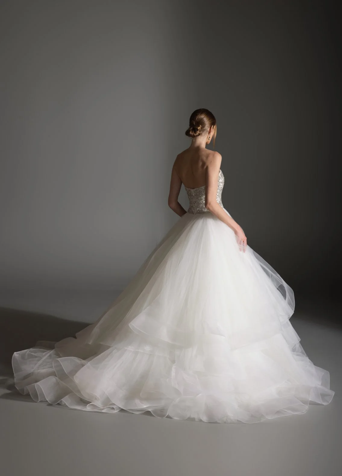 MaisonPerez_Avril_High End Wedding Gowns.jpg