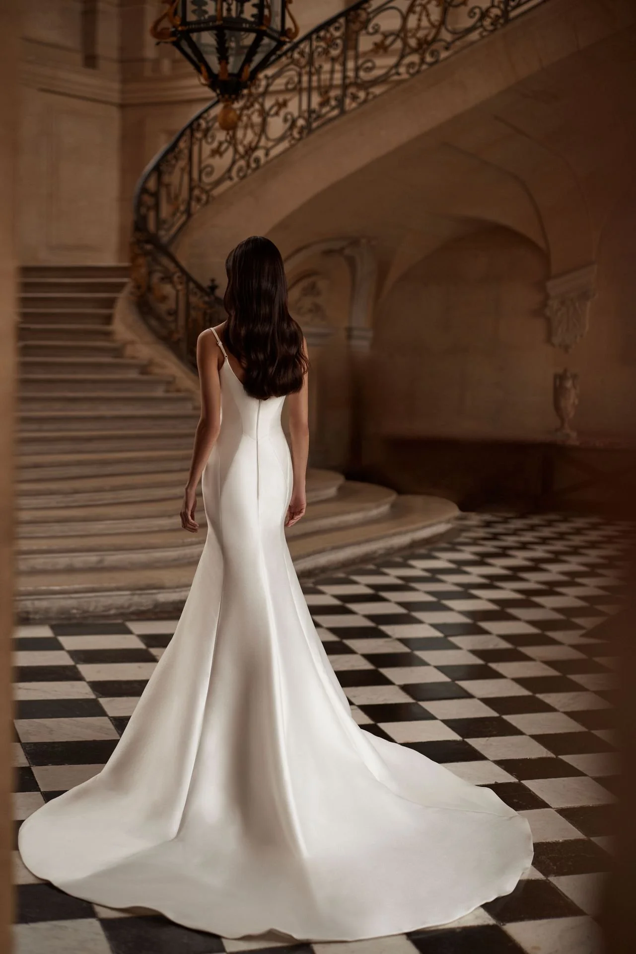 MillaNova_Holstein_Mermaid Wedding Dress.jpg