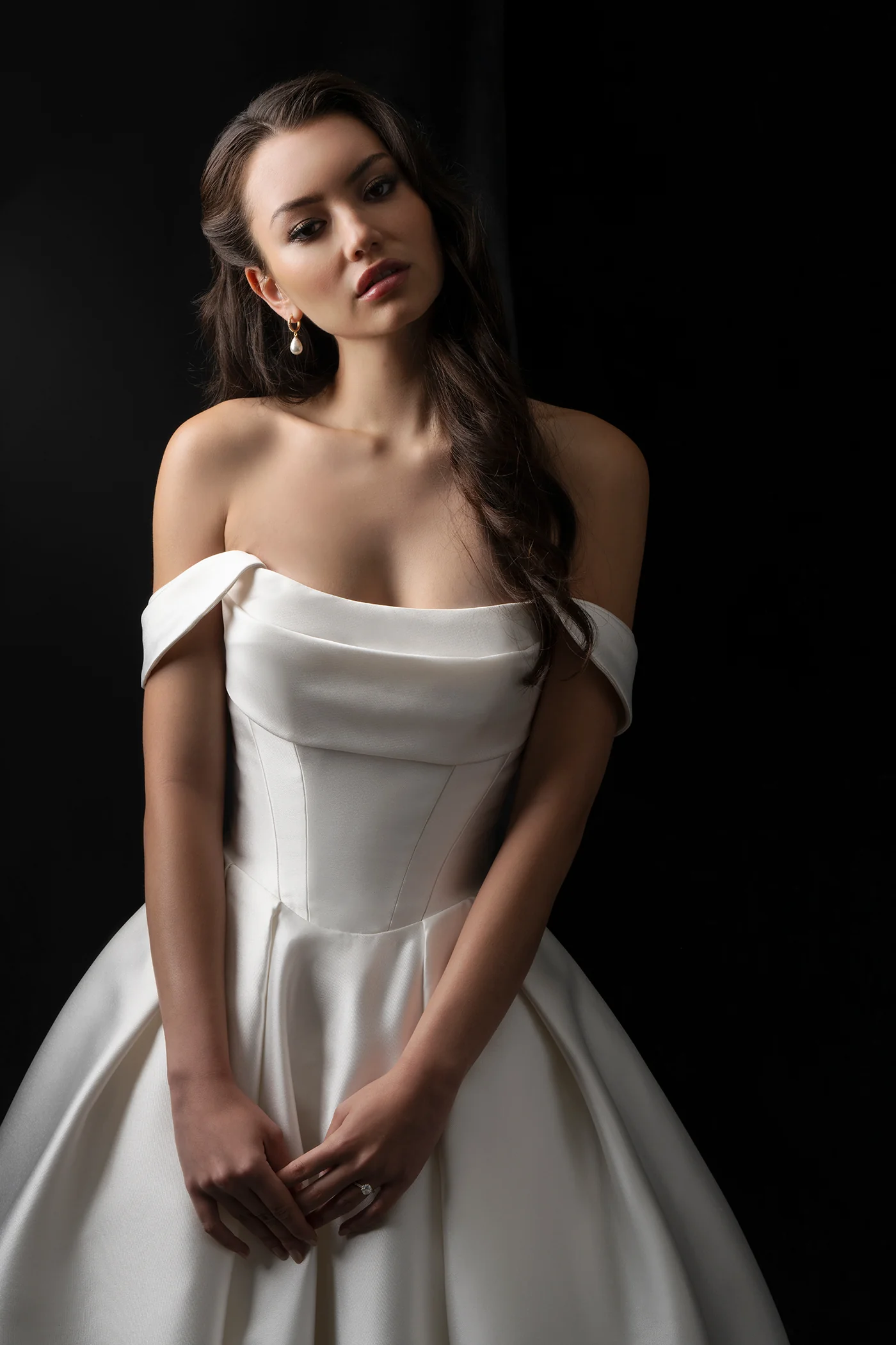 Allure Couture_C762-off shoulder-Sleeve-detatchable.jpg