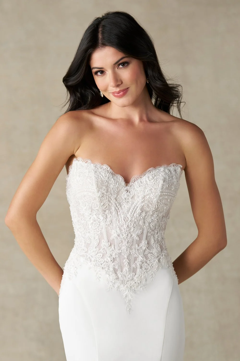 AllureBridals_A1480_Sweetheart Neckline Gown.jpg