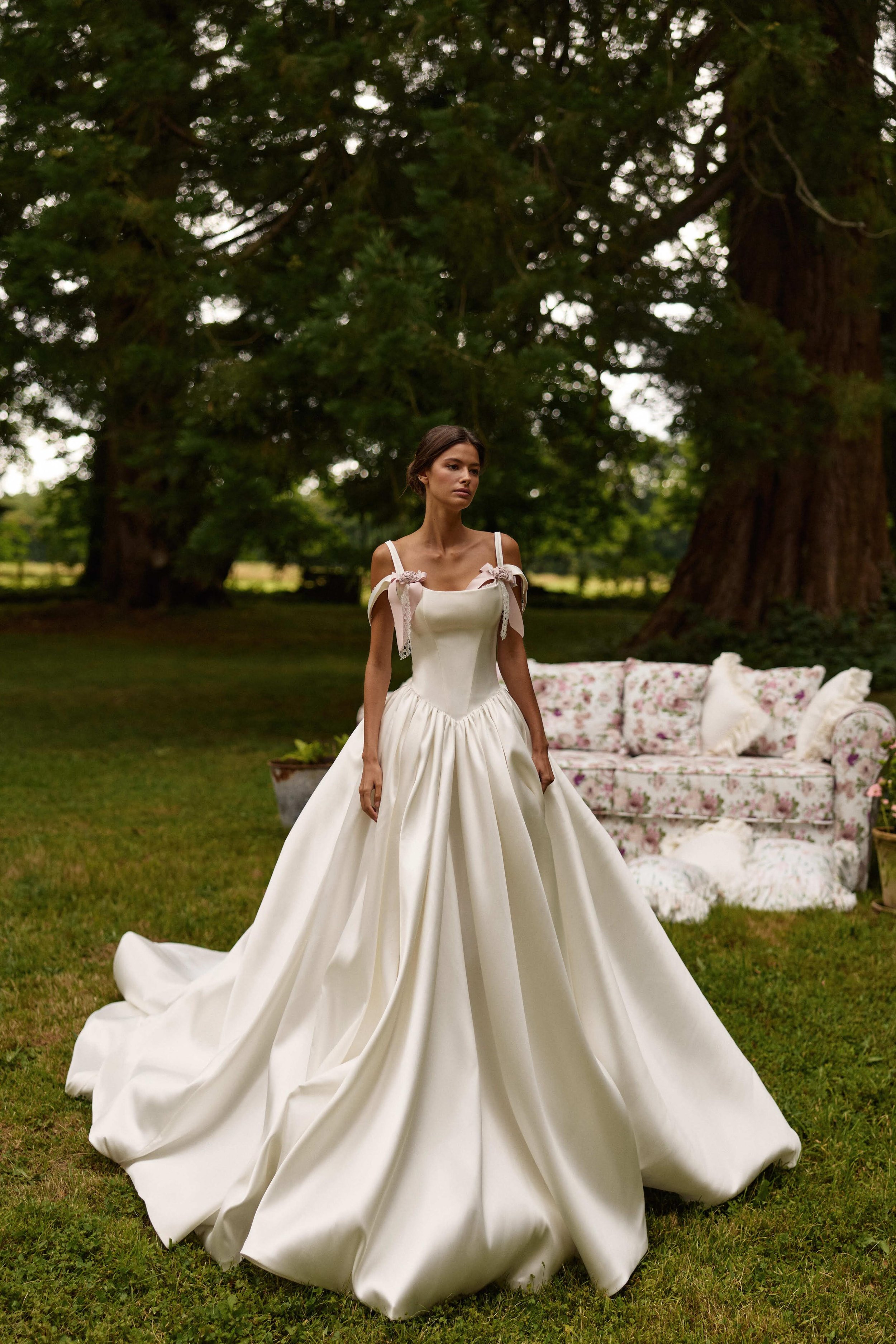 Elvaya Milla Nova_Blush Wedding Dress Bows.jpeg