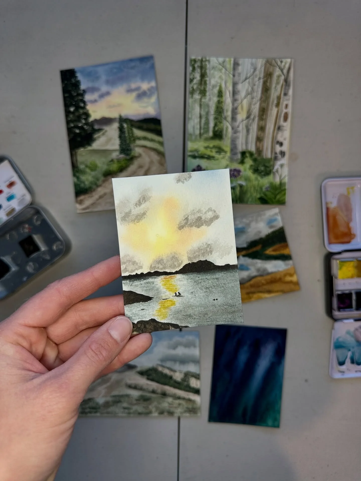 Bay Sunset
Watercolor study
A little bit of play with light and shadows. My favorite part, the birds.