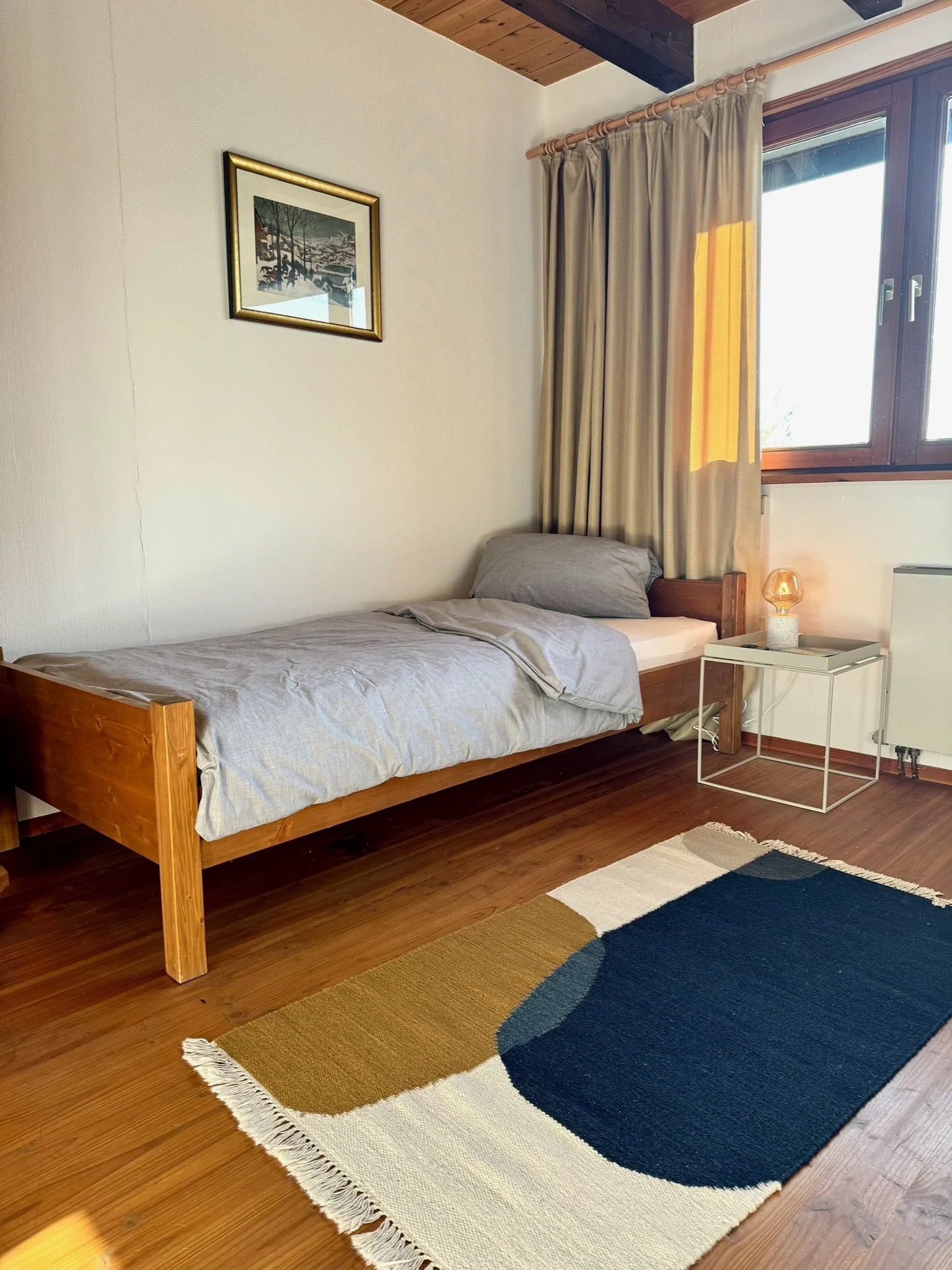 Schlafzimmer 2 mit zwei Einzelbetten im Erdgeschoss im Ferienhaus Haus Grossmoos im Hochschwarzwald