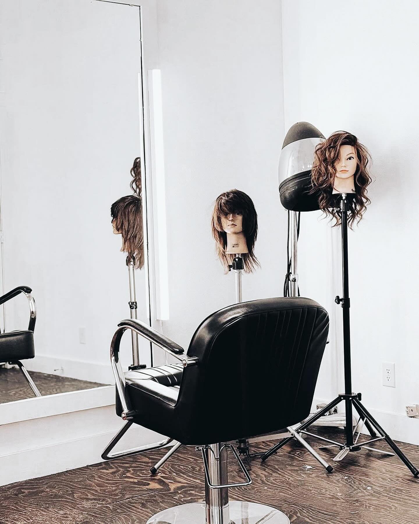 Why choose House of POp? Because we&rsquo;re more than just a salon &ndash; we&rsquo;re a space where creativity, quality, and individuality collide. ✨

From our skilled stylists who live for pushing boundaries, to our commitment to making every clie