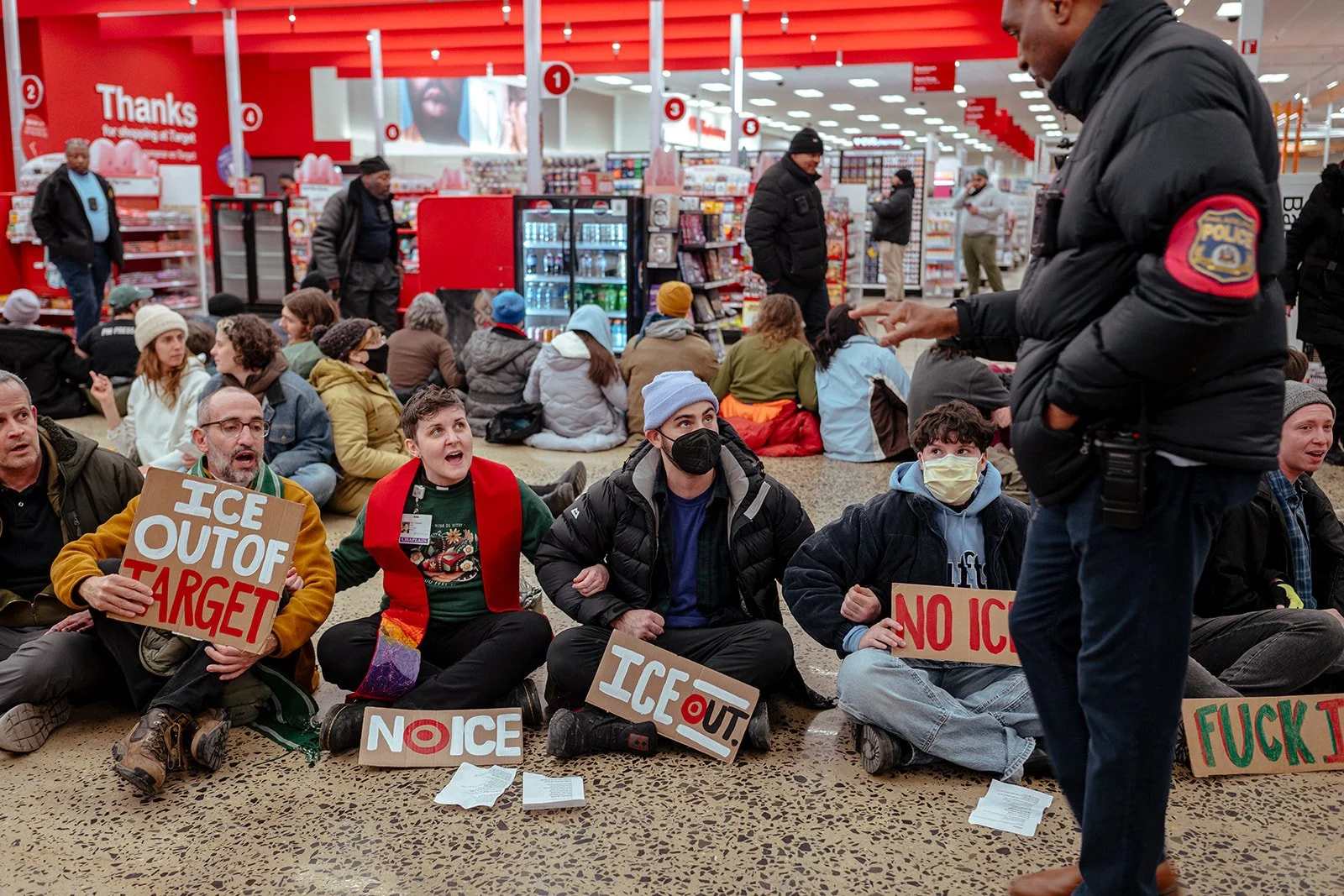 26-02-05_No Ice_Target Sit-In_Philadelphia,PA_Colleen Stepanian-41_websize.jpg