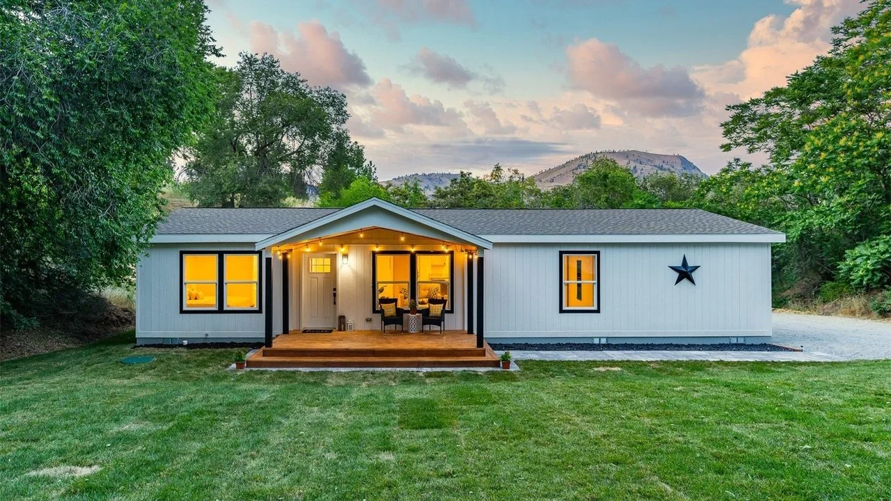 Modern Living at Lake Chelan