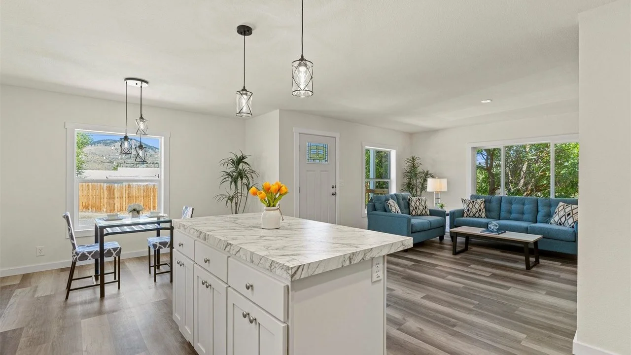 317 E Franklin St, Chelan, WA 98816 (4).jpg