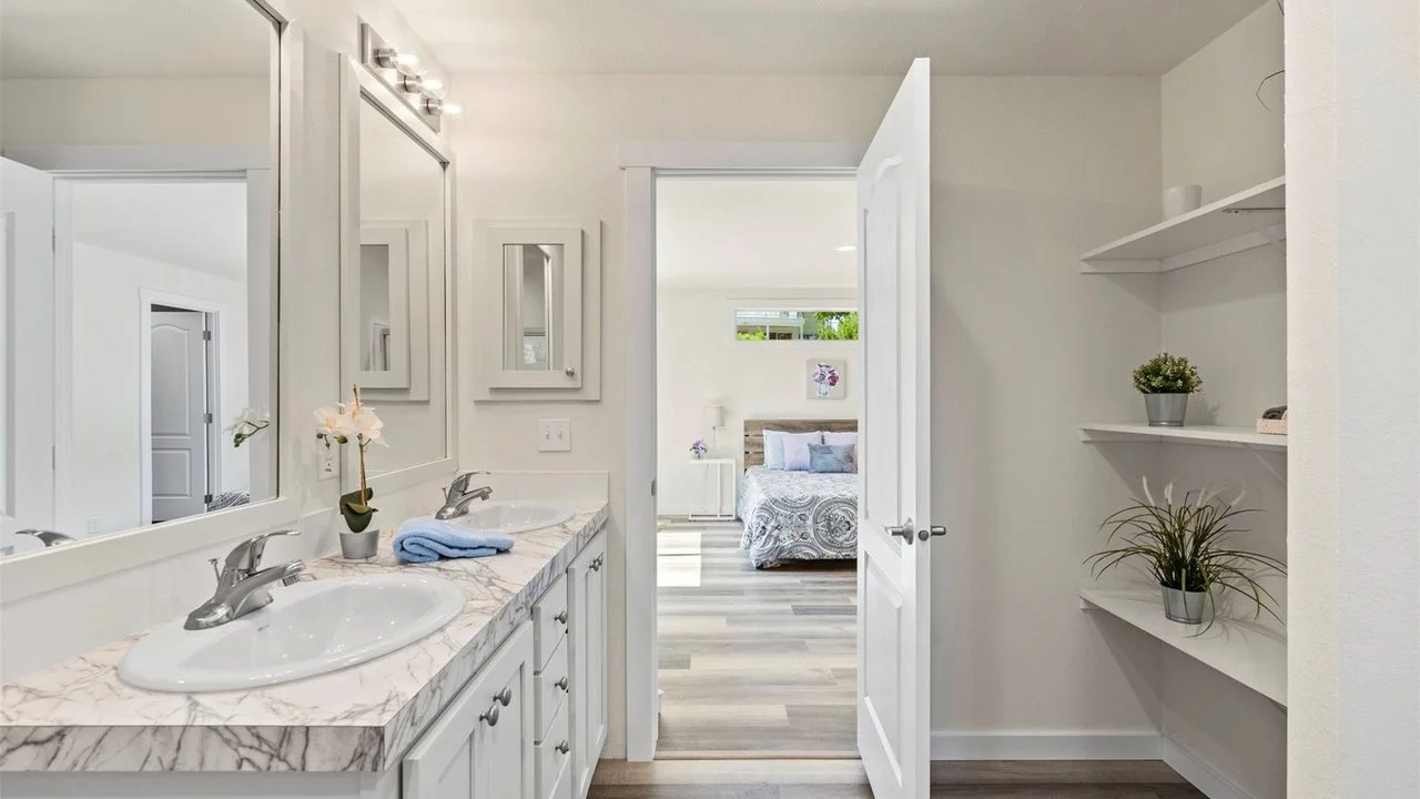 317 E Franklin St, Chelan, WA 98816 (8).jpg