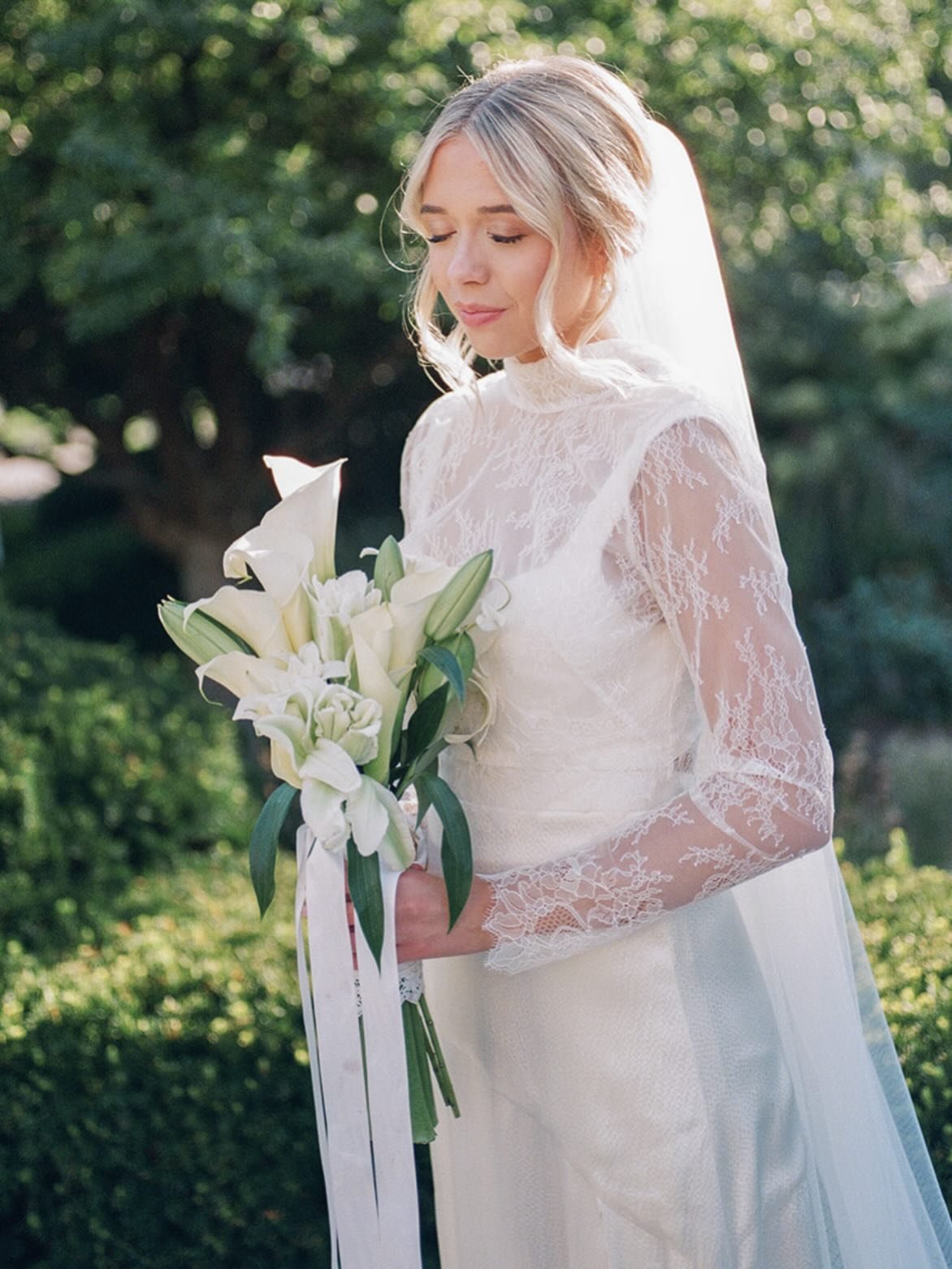 Bridal fashion again!! Goodness &mdash; I love seeing how each couple brings their personality to life through what they wear on their wedding day.

Whether you choose one look that transforms throughout the day by adding or removing pieces, or you p