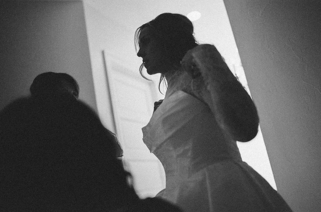 Every wedding day I am searching for the moment that captures the bride&rsquo;s unique essence. Whether getting ready with those she loves, a moment alone before she walks down the aisle, or a laugh during portraits. 🤍