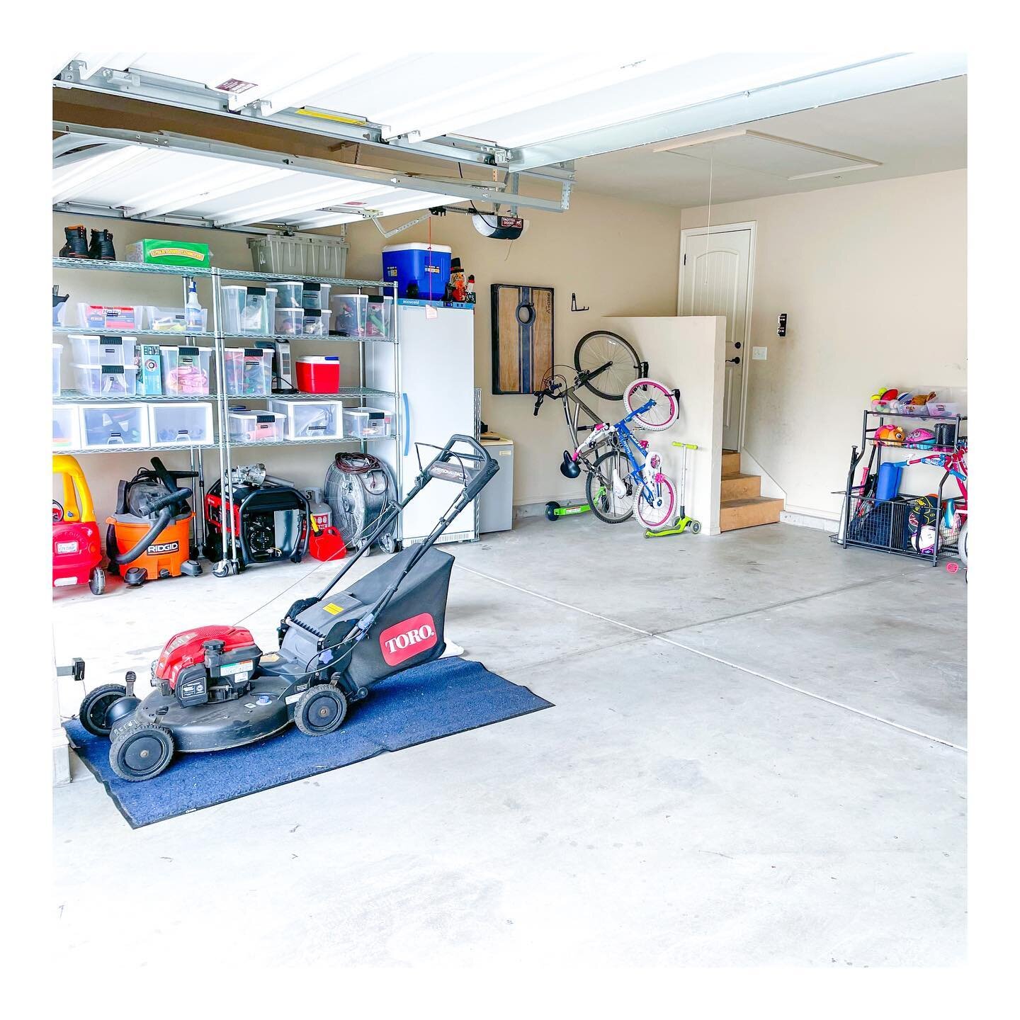 An organized garage for Mother&rsquo;s Day? What momma wants, momma gets! We have had so many wonderful garage projects in the month of April and May and we are gearing up to do another today! 
&bull;
&bull;
&bull;
#labeledlivingllc #professionalorga