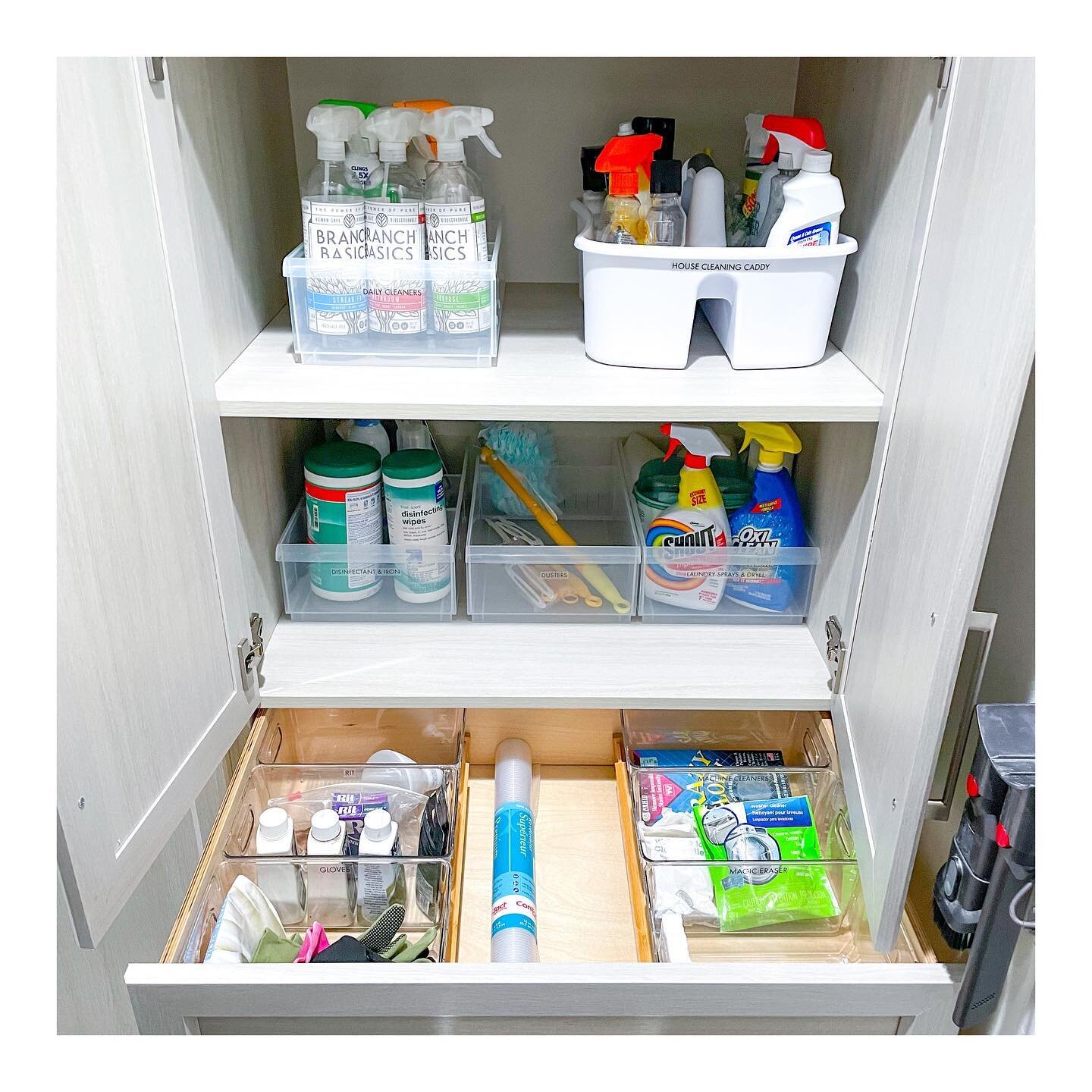 You have the space. You may not know how to use it but we do! Let&rsquo;s unpack those boxes, find all the hidden stashes and get your items organized in one location. 
&bull;
&bull;
&bull;
#labeledlivingllc #professionalorganizer #laundryroomorganiz