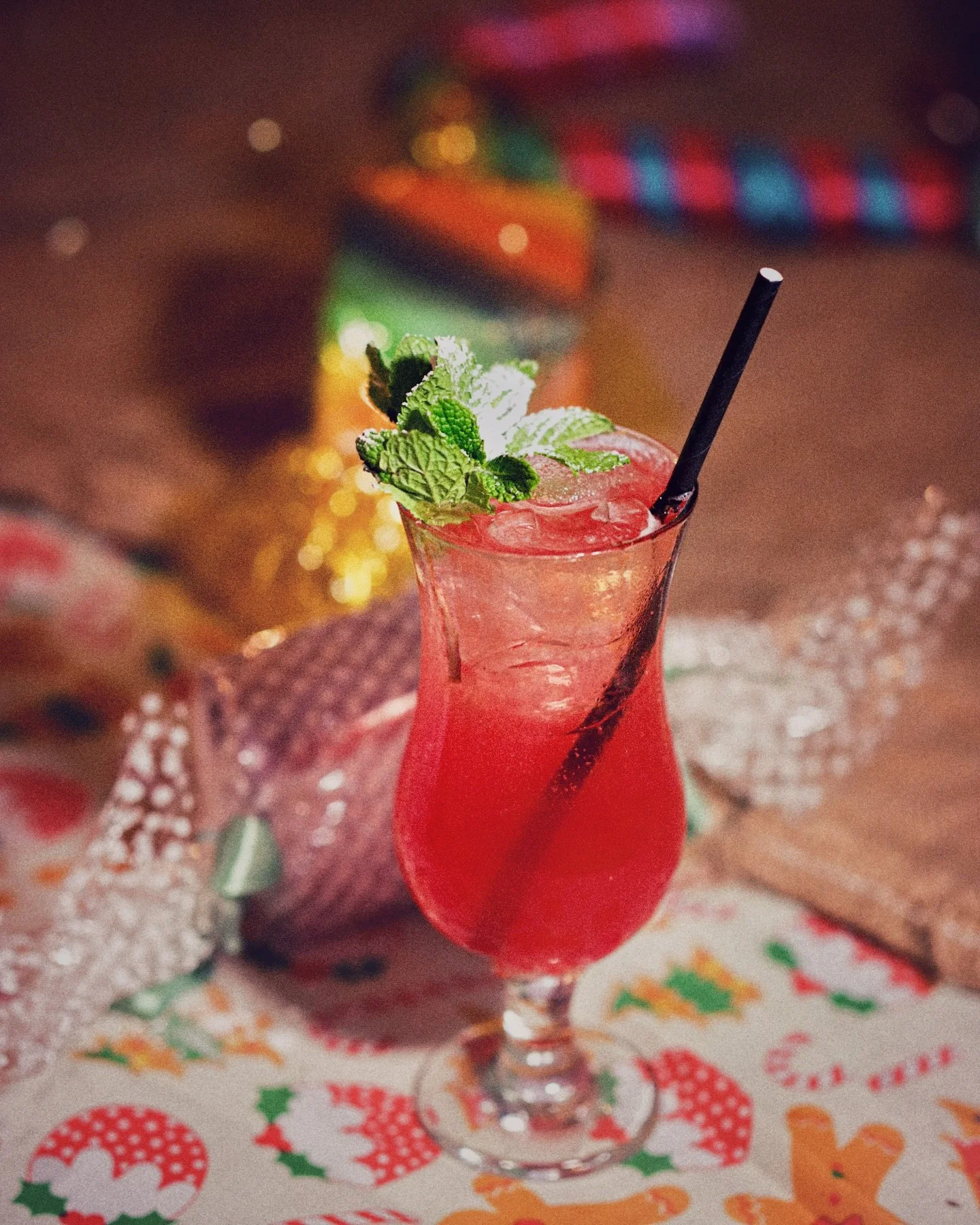 JACK FROST &pound;8.50

Cherry Vodka, Raspberry Liqueur, Lemon Juice, Mint Syrup, Soda &amp; Candy Cane