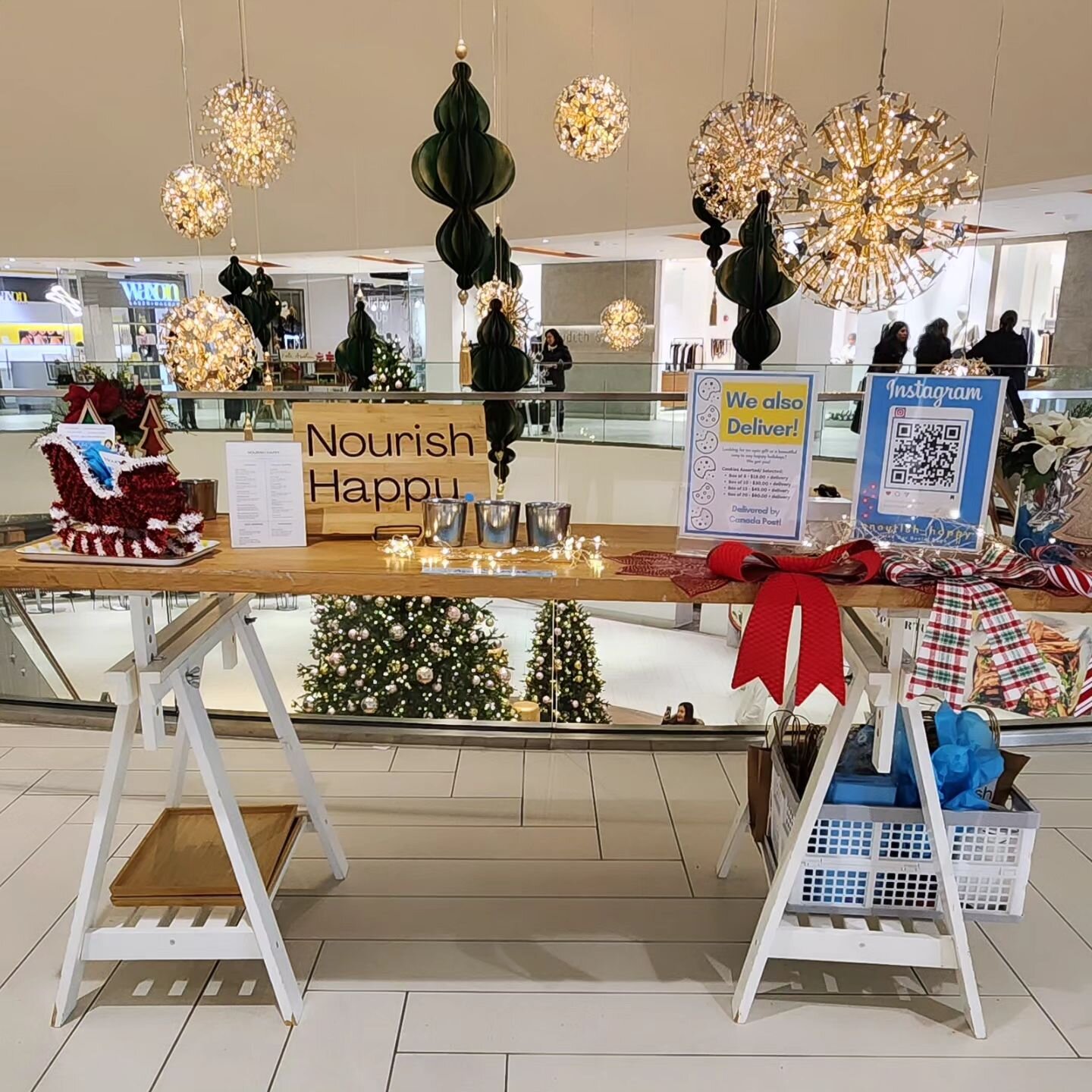 Here's to the holiday season!!

Can you believe it, Nourish Happy. has been up and running for 5 months!

I'm so grateful and really proud to be on this journey with all of you, it's a true pleasure and a sincere gift ❤️❤️❤️

And with the kick-off of