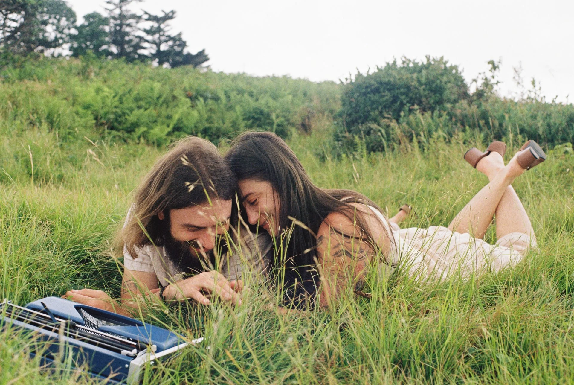 Fleeting Time &amp; Wonder: An Appalachian Mountain Engagement Session