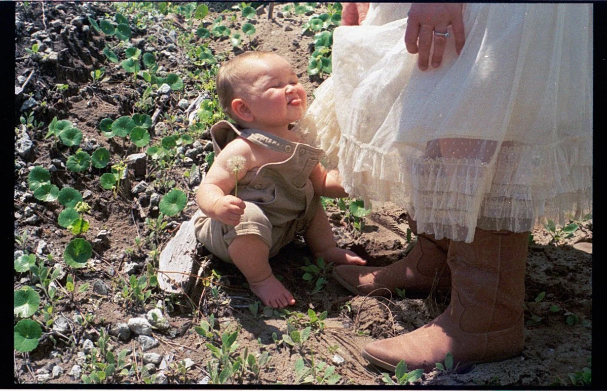 cheeky-motherhood-session-film-wilmington.JPG