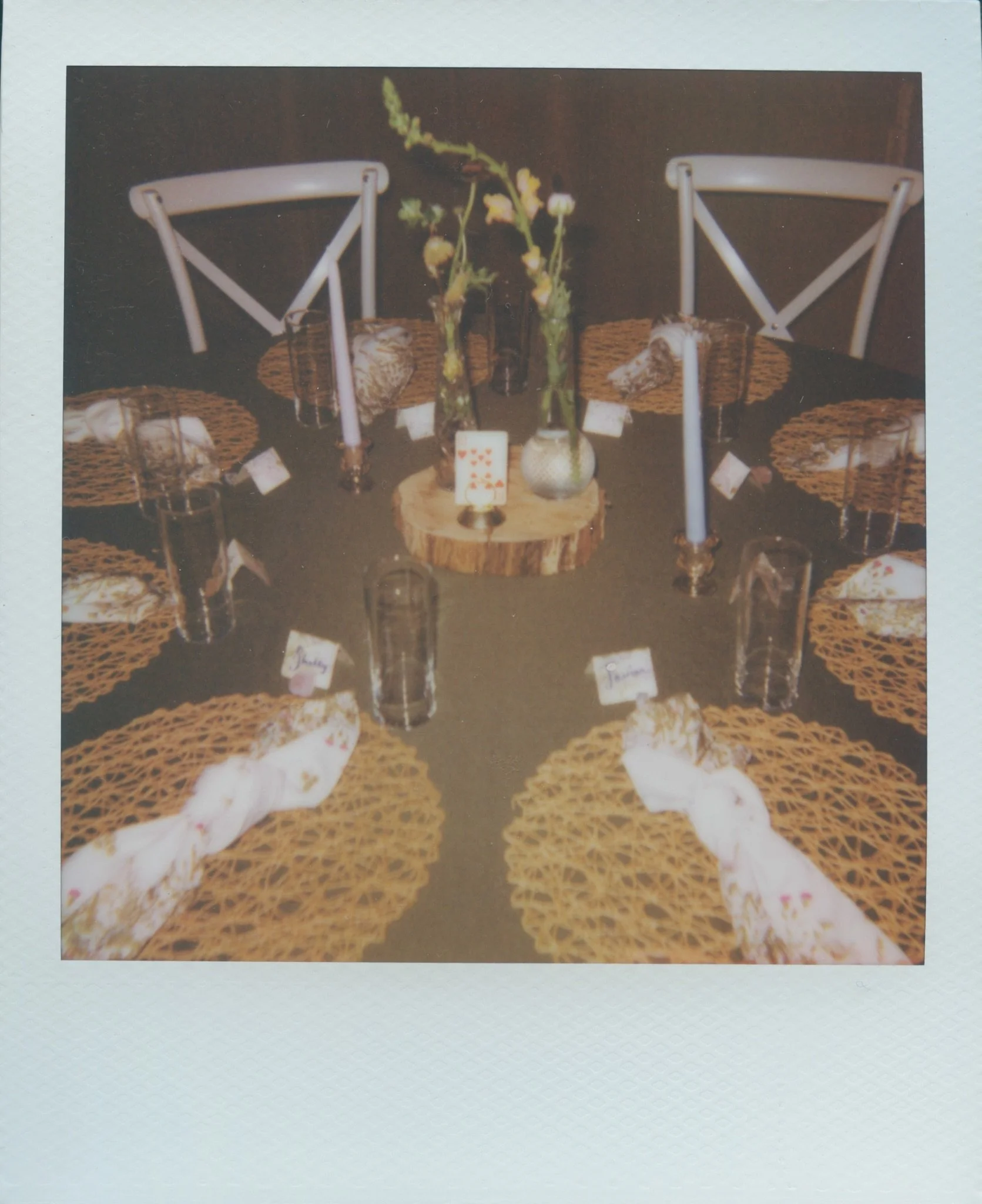 polaroid-dinner-placement-whimsical.JPG