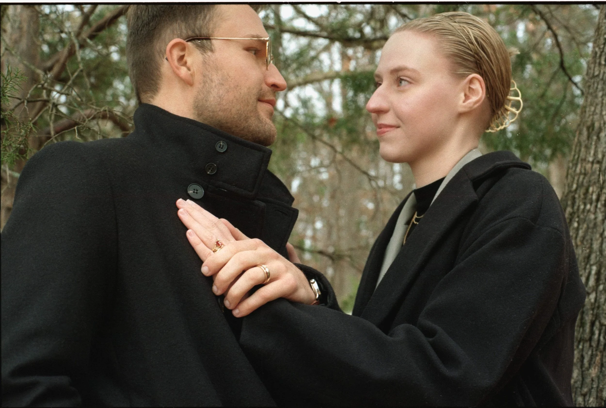 couple-ring-details-engagement-charlotte.JPG