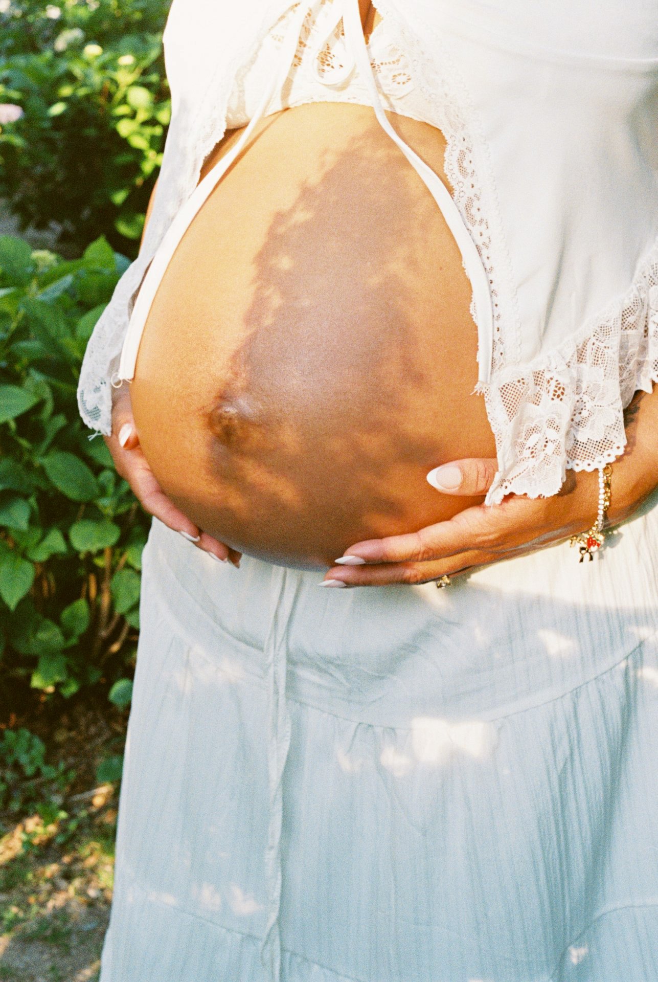 maternity-bump-film-session.JPG