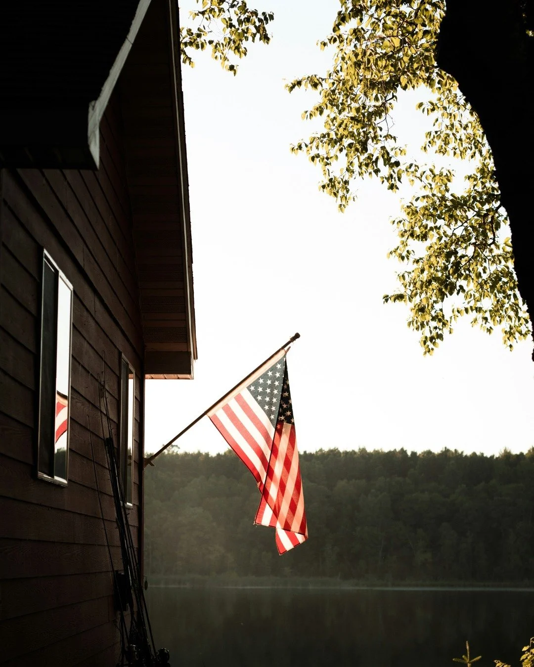 Just a quiet photo to enjoy and take a moment to reflect and remember all of those who are fighting for, fought, and passed away during their fight for our country.  Happy Memorial Day, Friends.  Let's make it a good one. 💙
.
.
.
.
.
.
.
.
Photo by 