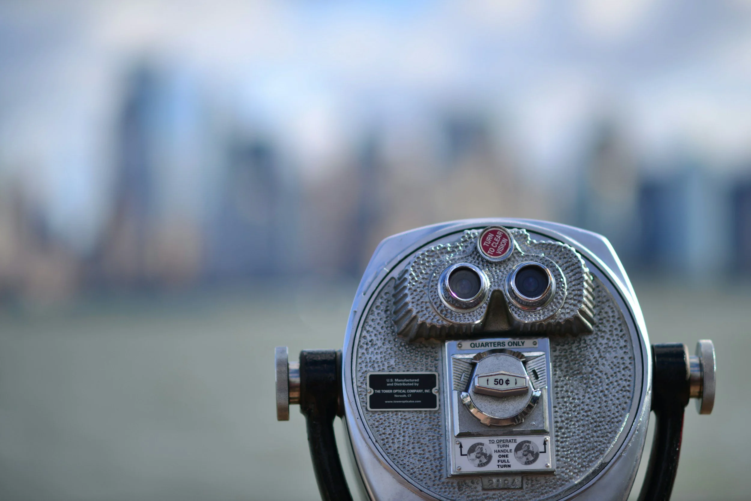 Liz’s Neurodivergent Letters: A Day of Travel Mishaps + The Sensory Delights of NYC