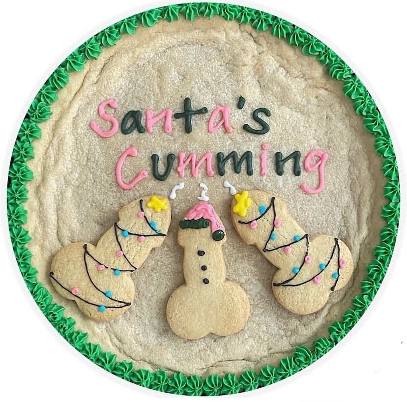 Nothing sCREAMS christmas like little christmas tree / elf penises! 🩷🎄🍆💦