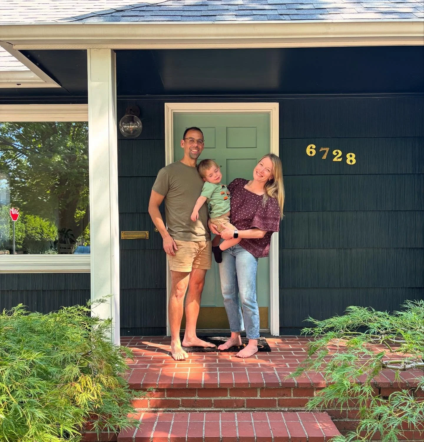 Welcome home B + M + N! 🏡 

These smarty pants bought their home site unseen from SF this summer. It took a boat load of tenacity and trust to find themselves going from initial consult to being pending on a home within a matter a couple of weeks!

