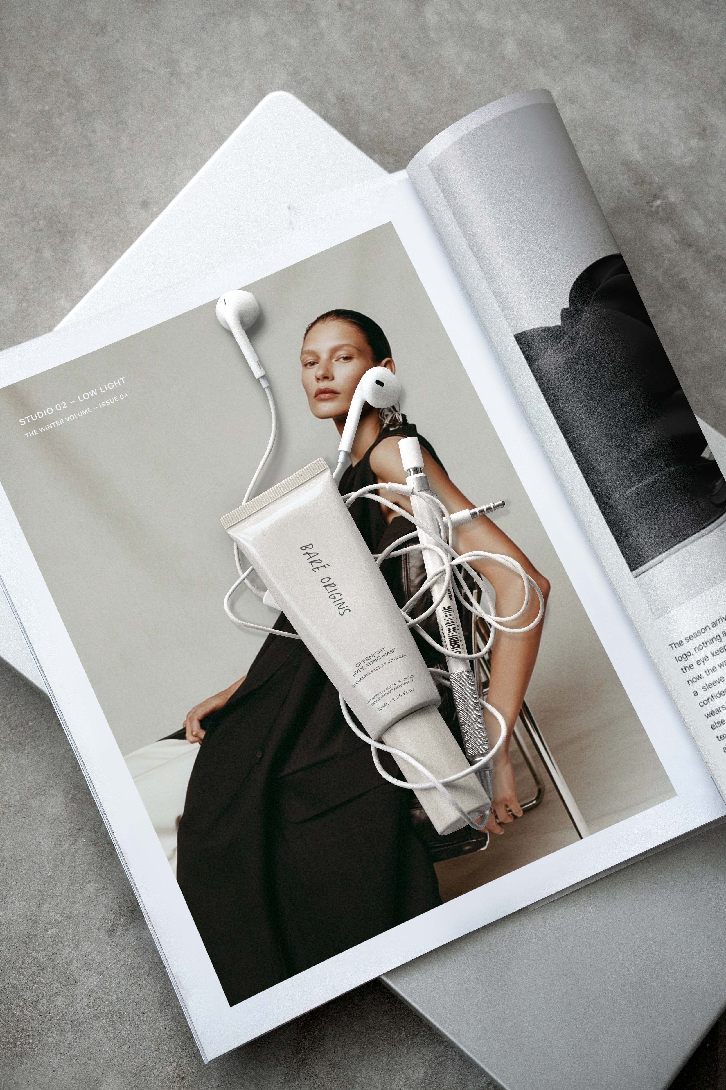 Sunday Skin — Skincare Tube and Magazine Mockup PSD.jpg