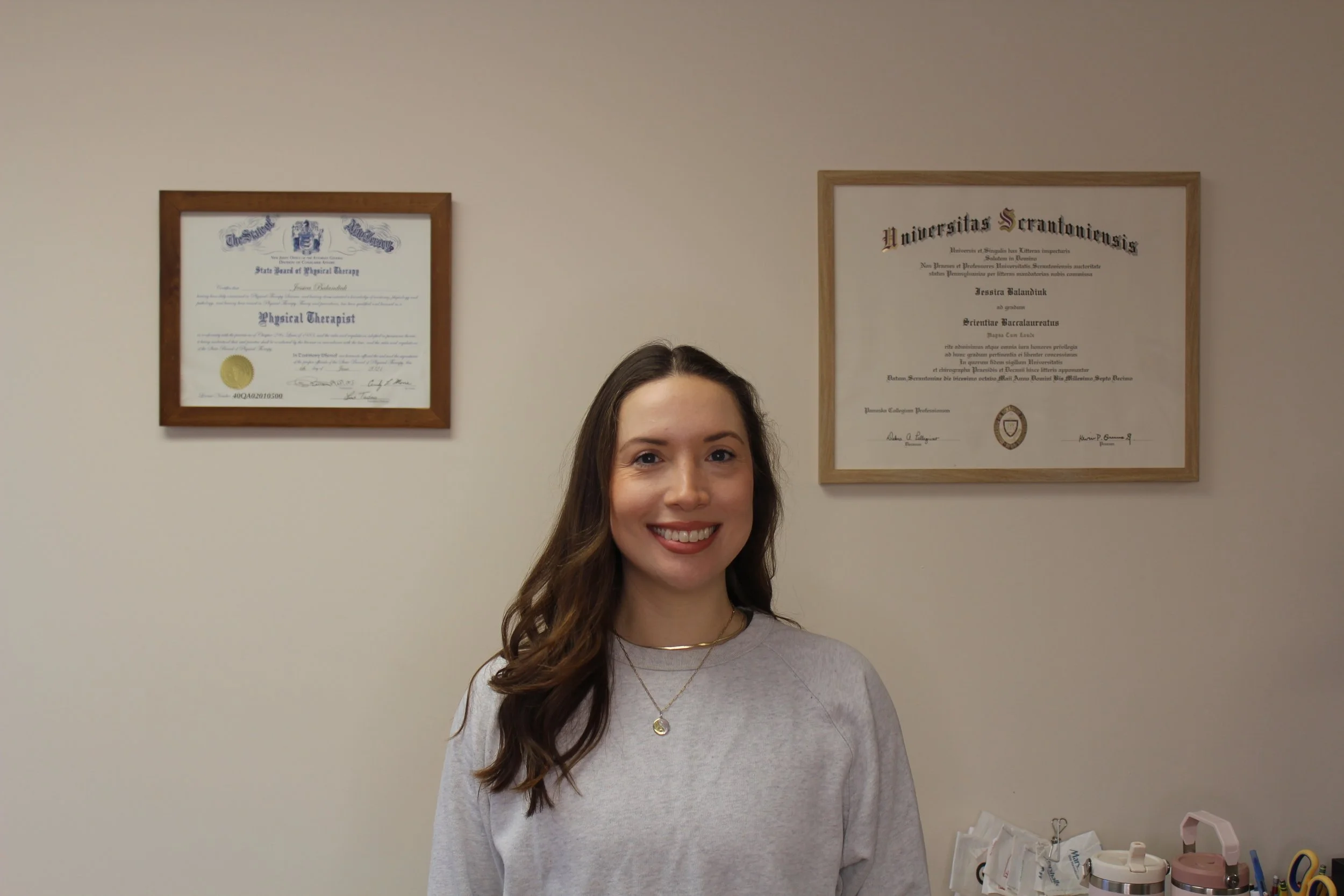 doctor of physical therapy with license and degree