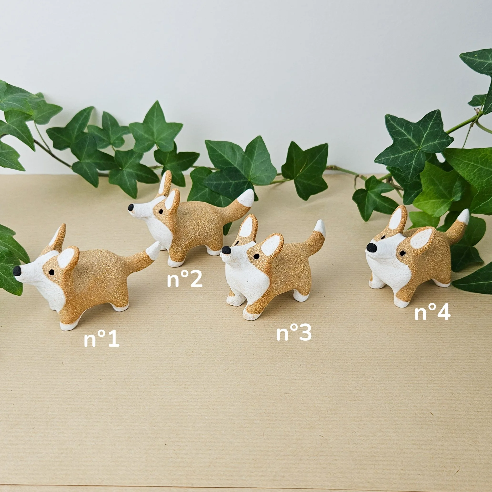 Corgi mini-1.jpg