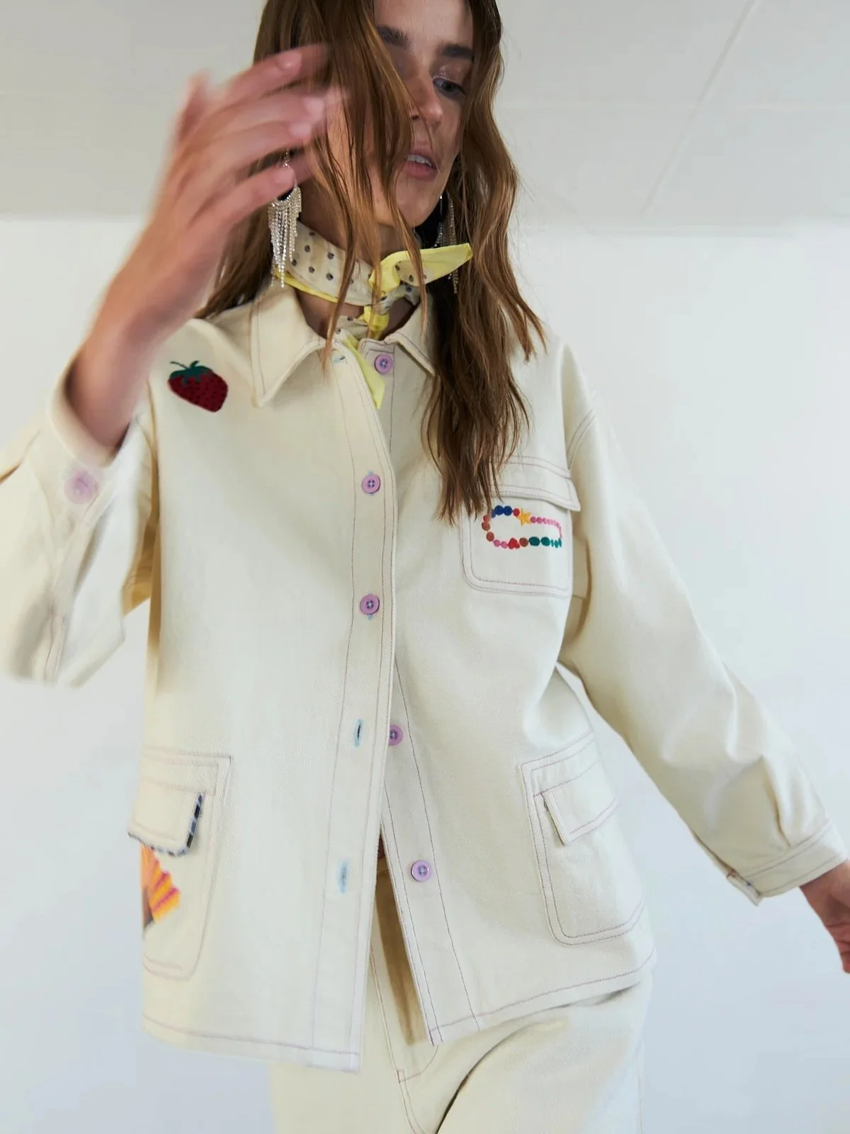 Een winkel vol sunny outfits!! Come and say hi! 
#summeroutfits☀️ 
#lucilleshop_gent 
#puurgent