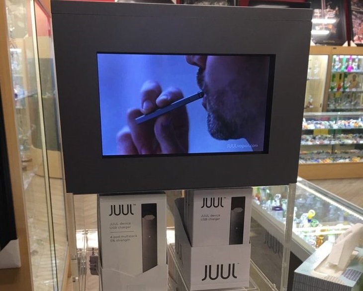 digital photo frame for advertising for JUUL-1