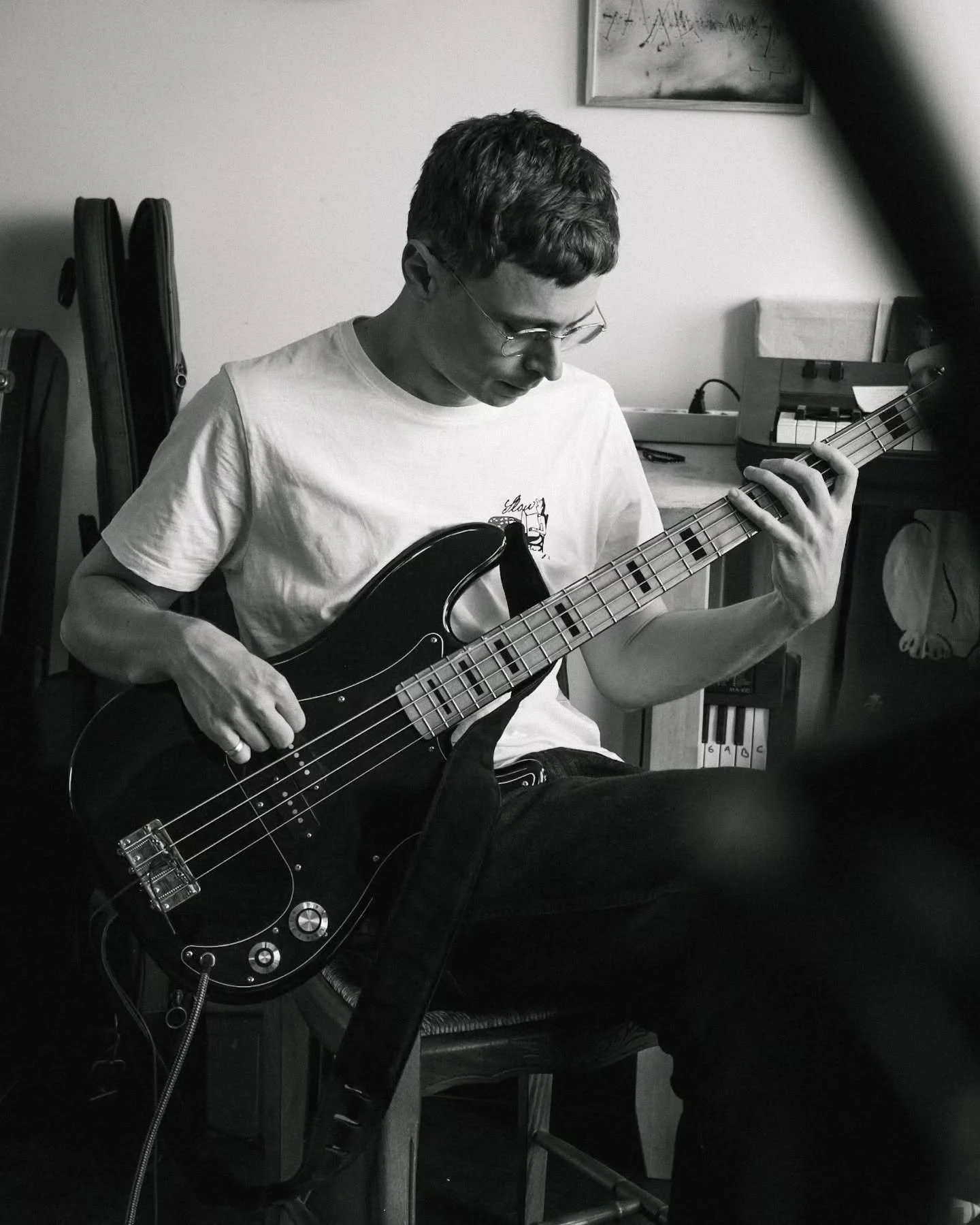 We've been diving deep into tone sculpting of late, dialing in the perfect bass sound for our upcoming track Brighter than Lightning. @hudsonelectronicsuk Broadcast pedal has been adding some serious heat to an already fiery bassline.

When we're cha