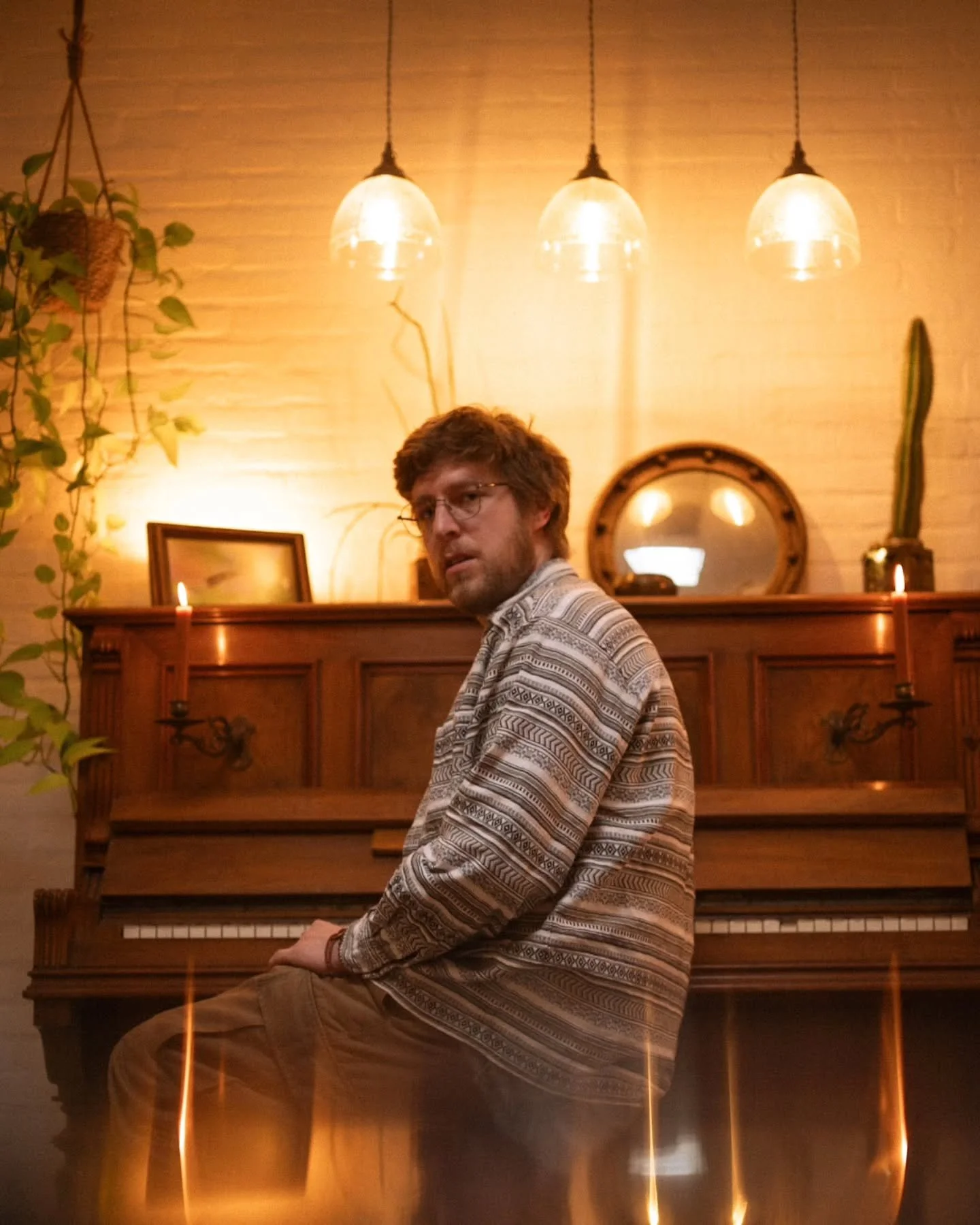 As the darker days are on our doorstep and we say goodbye to the vibrance of summer, it can be tempting to look forward with a sense of dread for the void that will be left by its departure. Instead, lets take some time to find the light we need to m