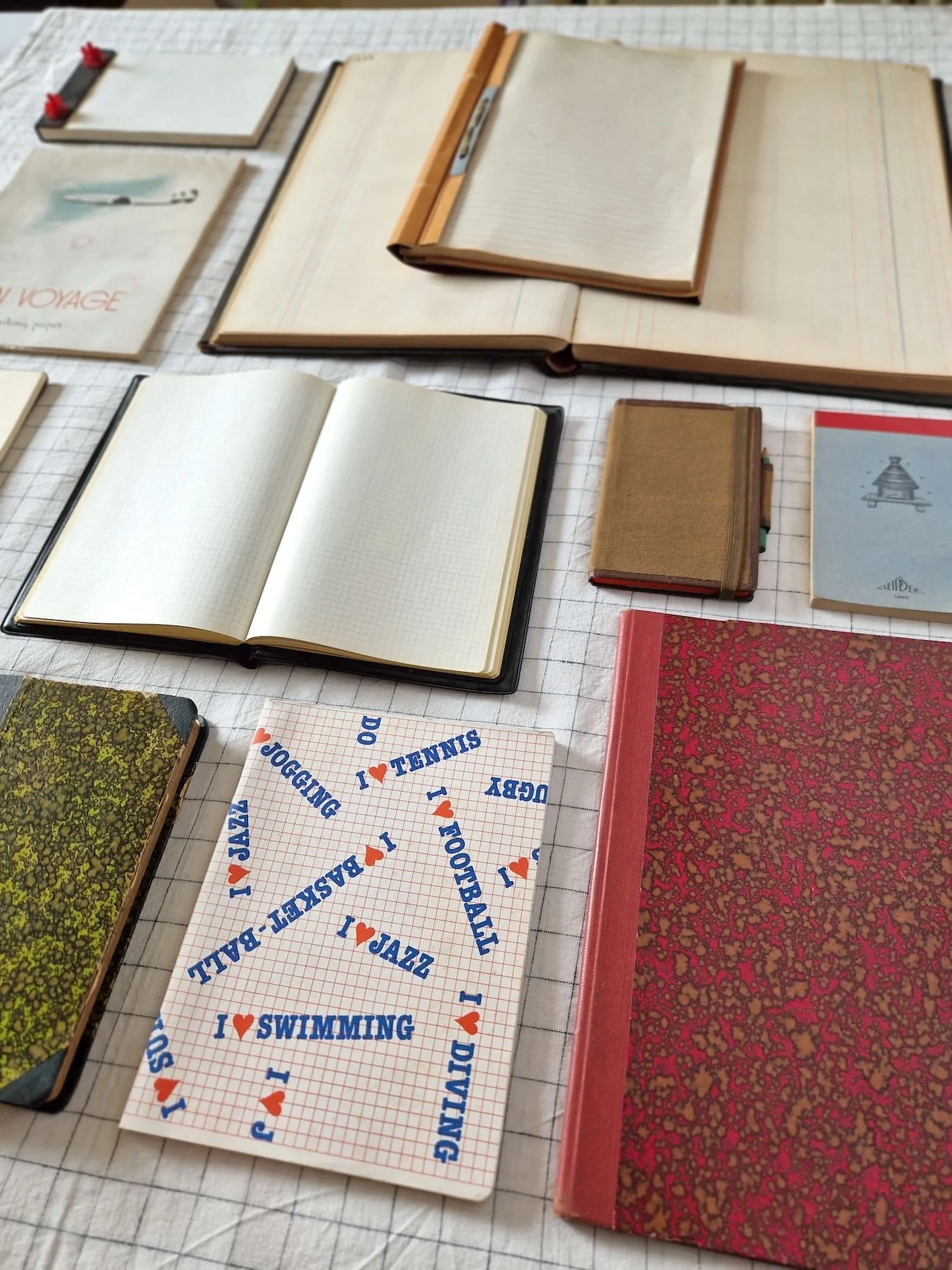 VINTAGE SKETCHBOOKS FLAT LAY10.jpg