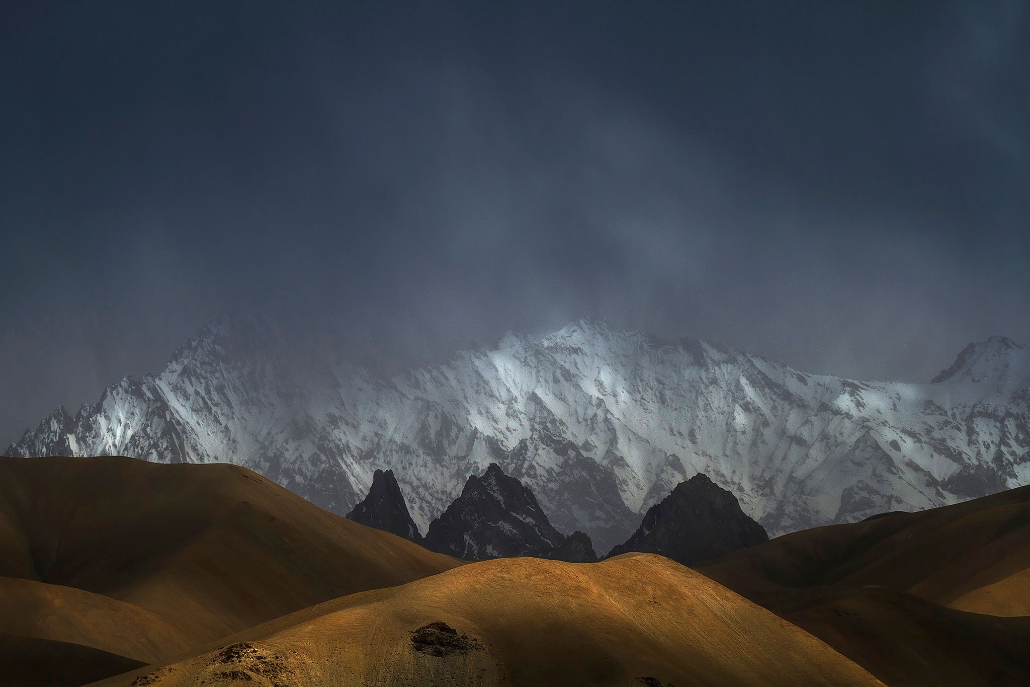 ws_la_banner_ladakh_LalitDeshmukh_LadakhMountains brightened shadows.jpg