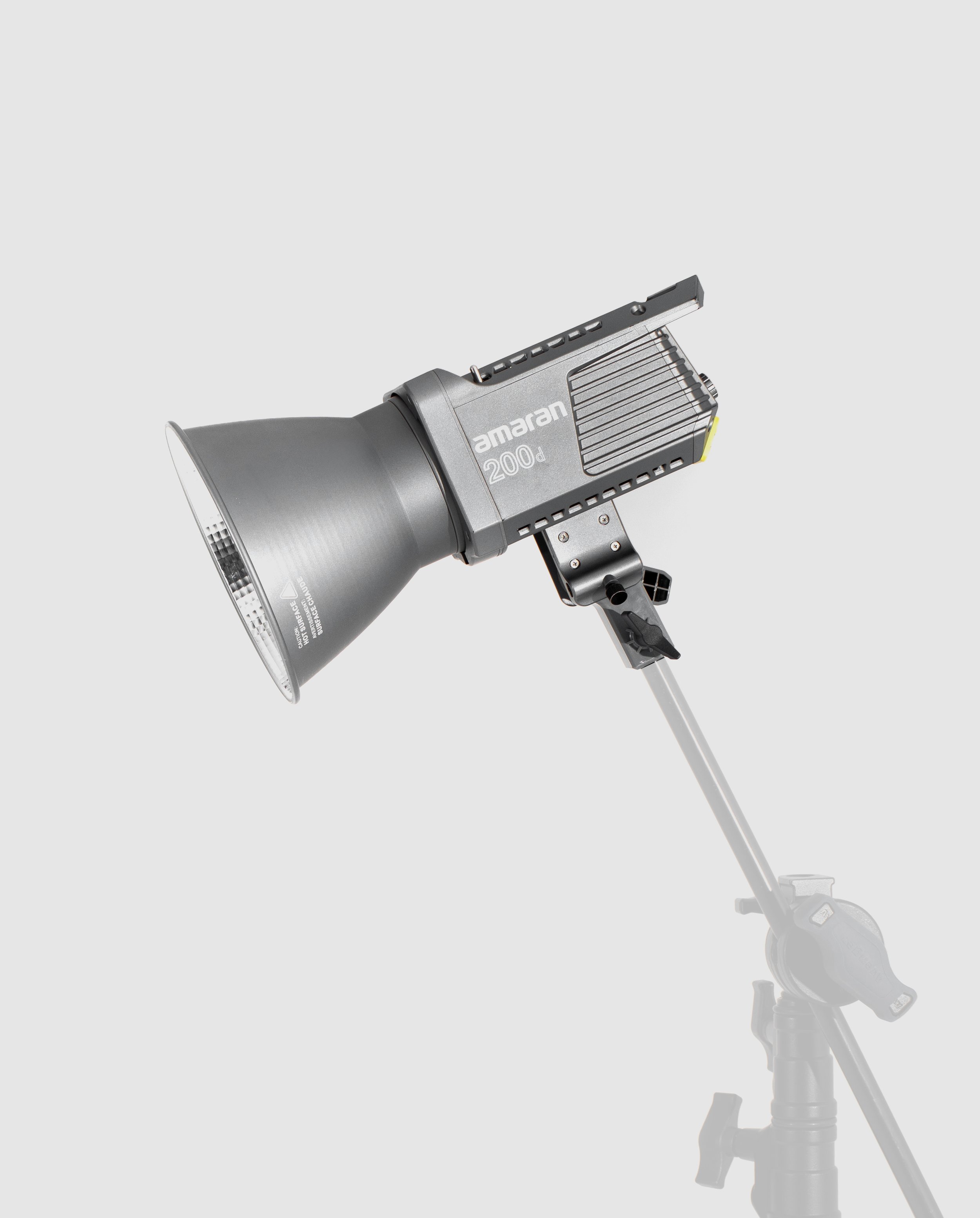 1x Foco Amaran 200D, 200W
