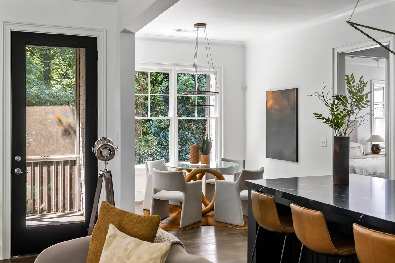 art in house barclay 3.webp