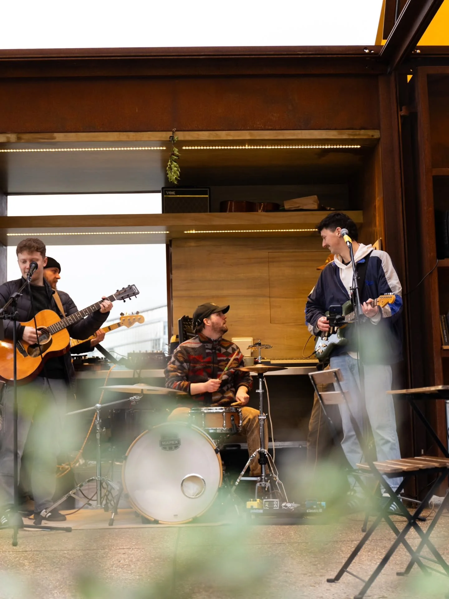 Big thanks to all who came down to @sojourn last week, and to all who braved the cold at @native on Saturday for some festive tunes!

We had a great time bringing the vibes 🎄🍾

An early Happy Christmas from Watson Street x

📸: @joshtatelive