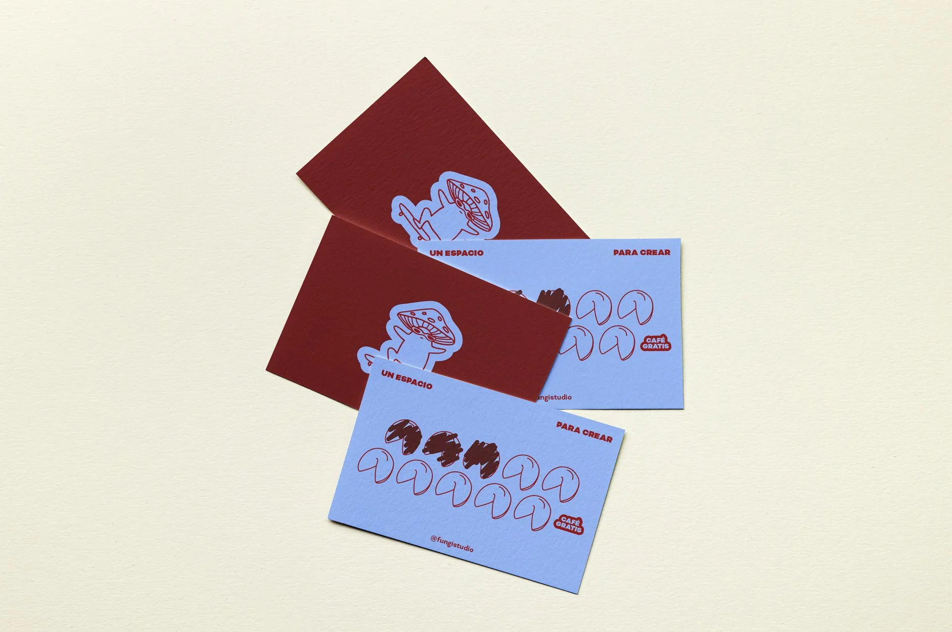 Business_Card_Mockup_85x55-2.jpg