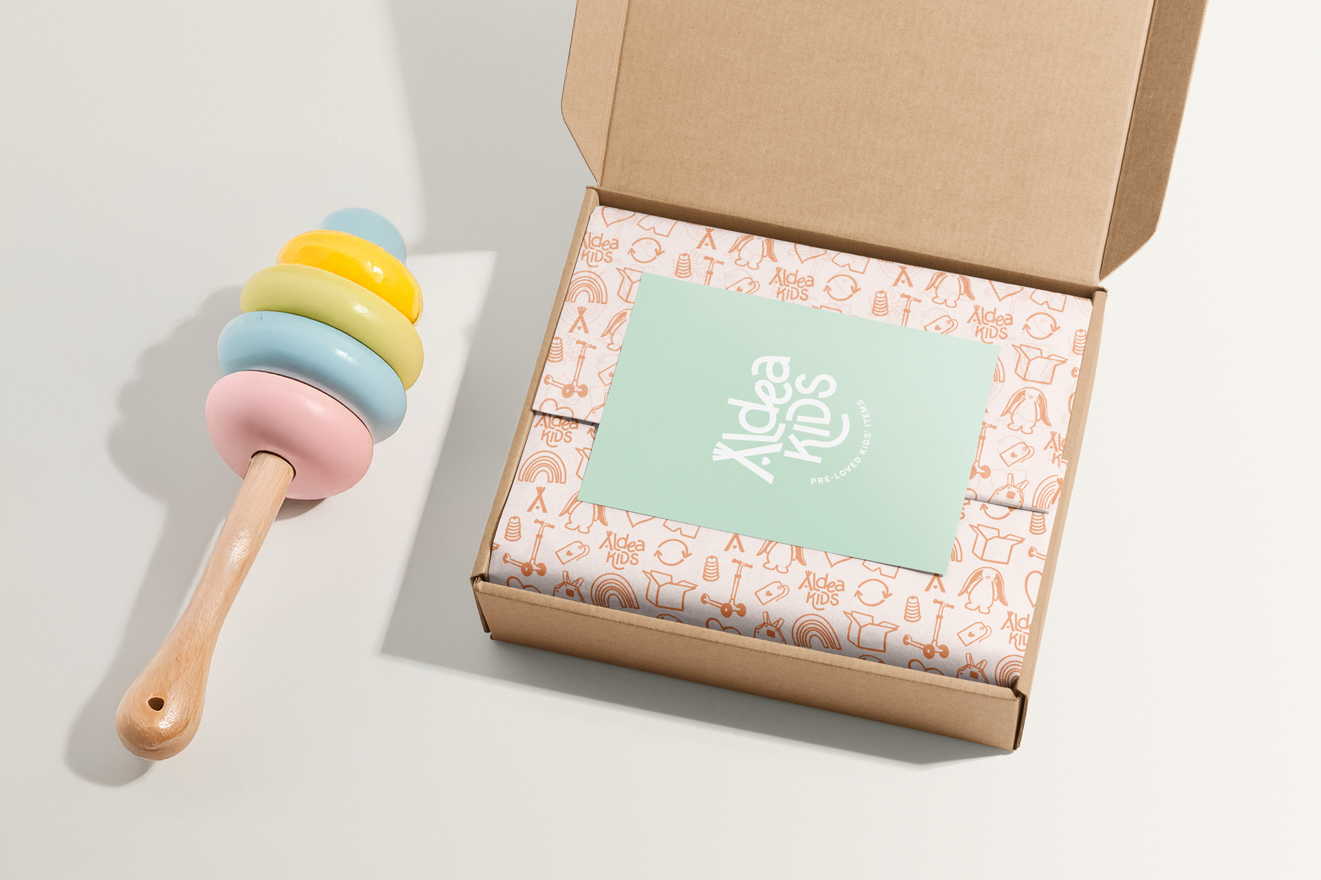 tissue+thankyoucard+toy.png