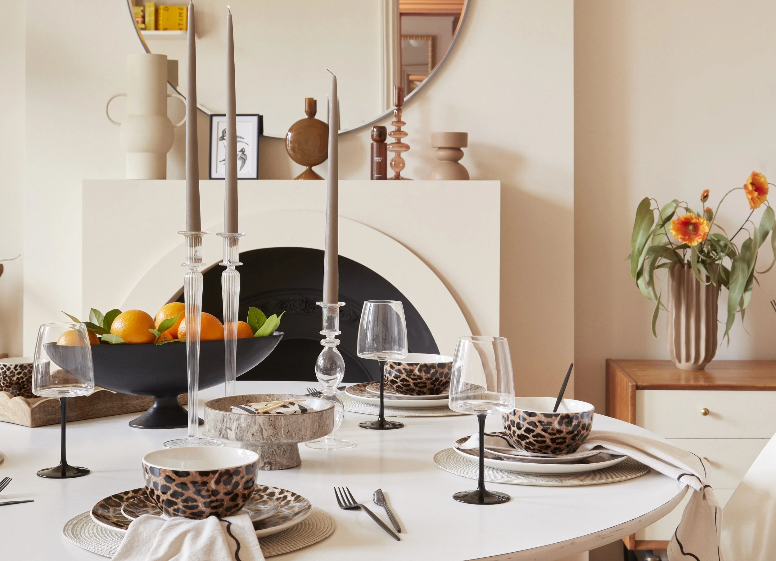 SS26_SPRING_TRANS_POS_K&D_001_alt1_a3 copy.jpg